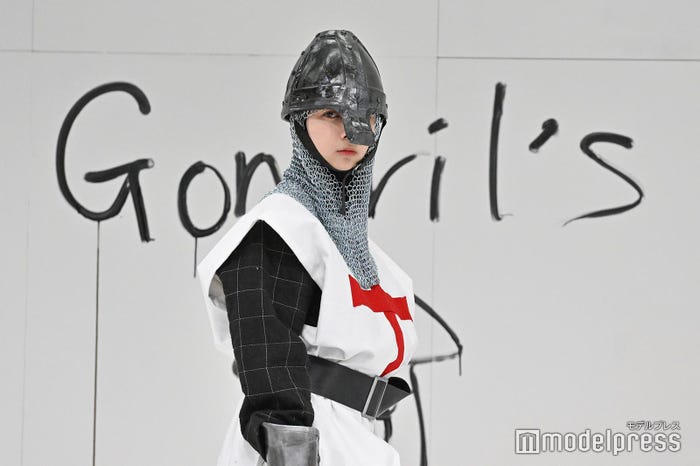 上白石萌歌/「リア王」プレスコールより(C)モデルプレス