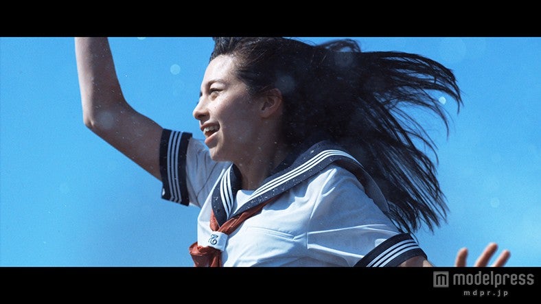 中条あやみ／ポカリスエット新CM「Jump」篇より