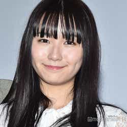 モデルプレス - 浅川梨奈、主演映画2部作を6日間で撮了「震えました」<黒い乙女Q>