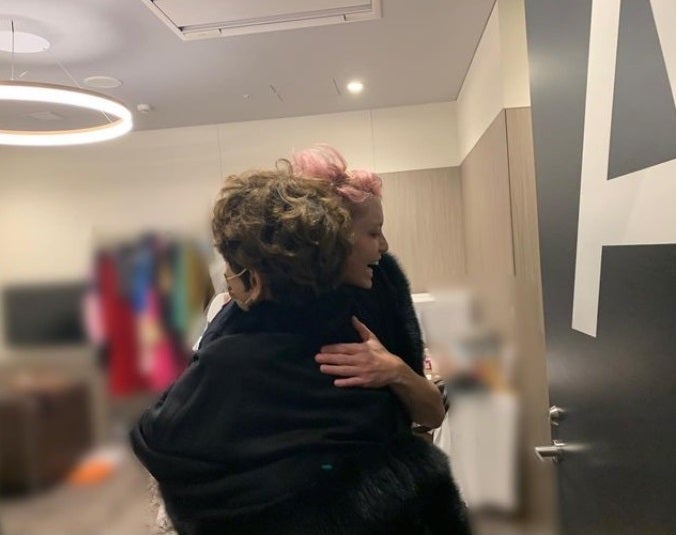 デヴィ夫人、手越祐也ライブ参戦への“本気ぶり”が話題 呼び方にも注目集まる