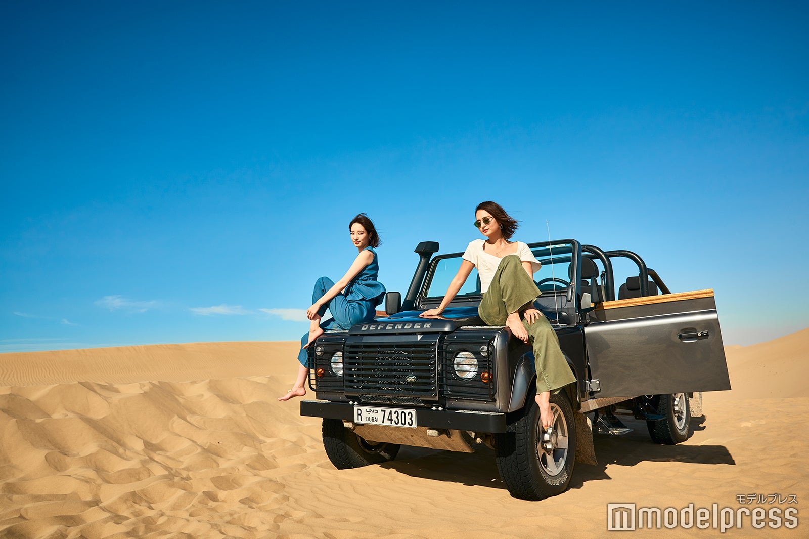 ワイルドな雰囲気で絶好のフォトチャンス ※バブ・アル・シャムス・リゾート＆スパにて。
写真はイメージ（通常はオープン4WDではありません）（C)モデルプレス