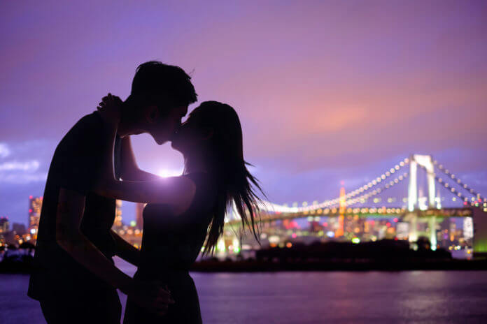 遊びの恋はもう卒業！大人の本気恋愛を始める方法