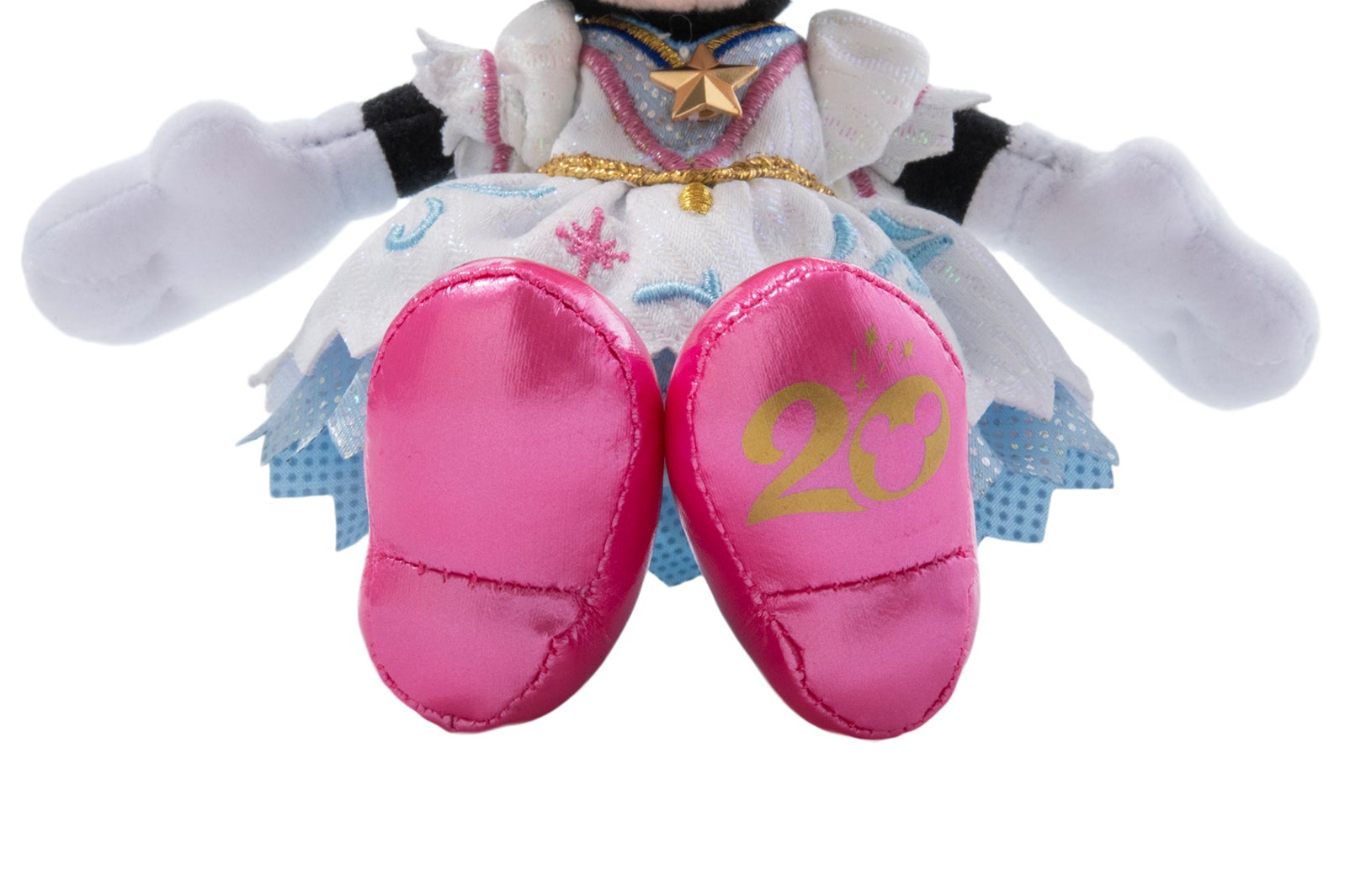 ぬいぐるみバッジ2,100円（C）Disney