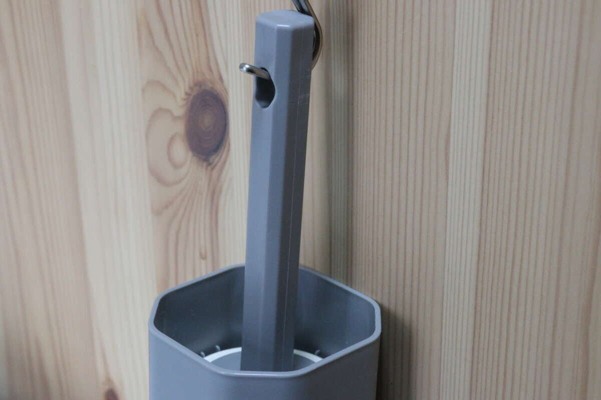 粘着テープクリーナー（90周紙付）　フック穴