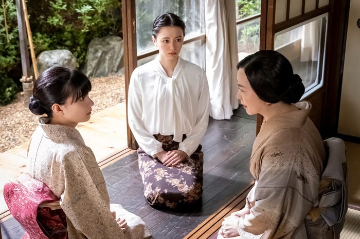 芳根京子、山本舞香、和久井映見「波うららかに、めおと日和」最終話(C)フジテレビ