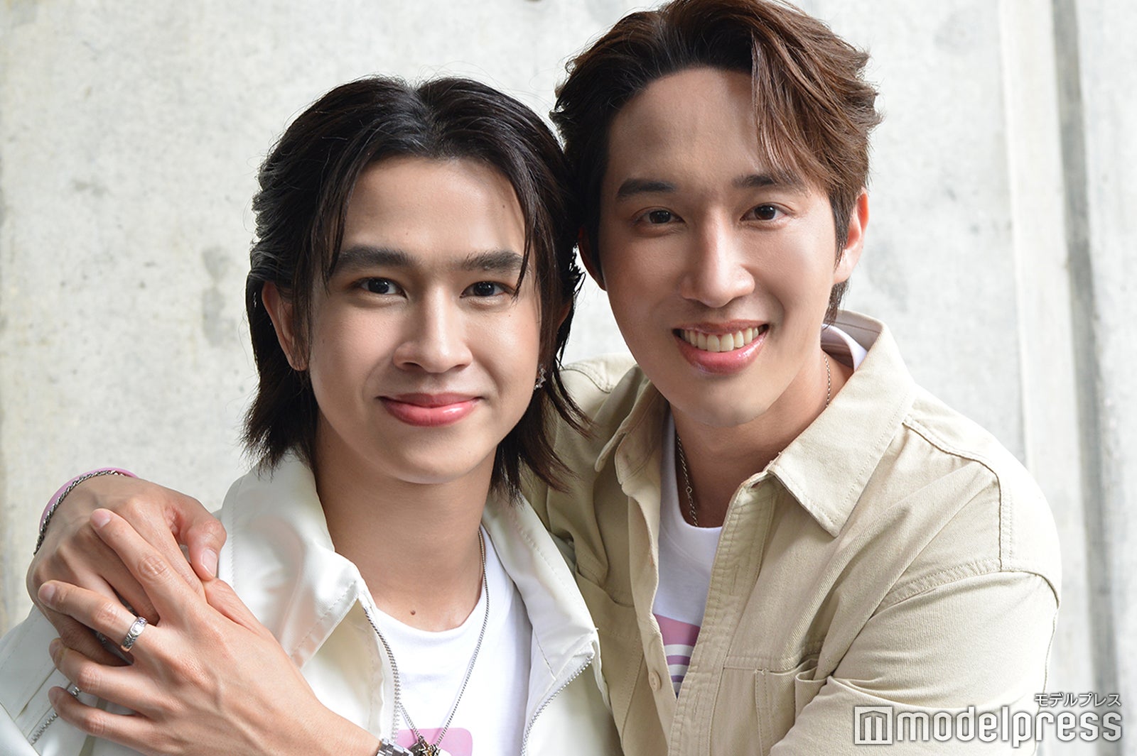 タイ俳優フルーク&ユド、Snow Man向井康二との初対面に感動「とても有名なスター」「本当に壁がない人」本人に聞きたいことは?【「Dating Game」インタビュー】 - モデルプレス