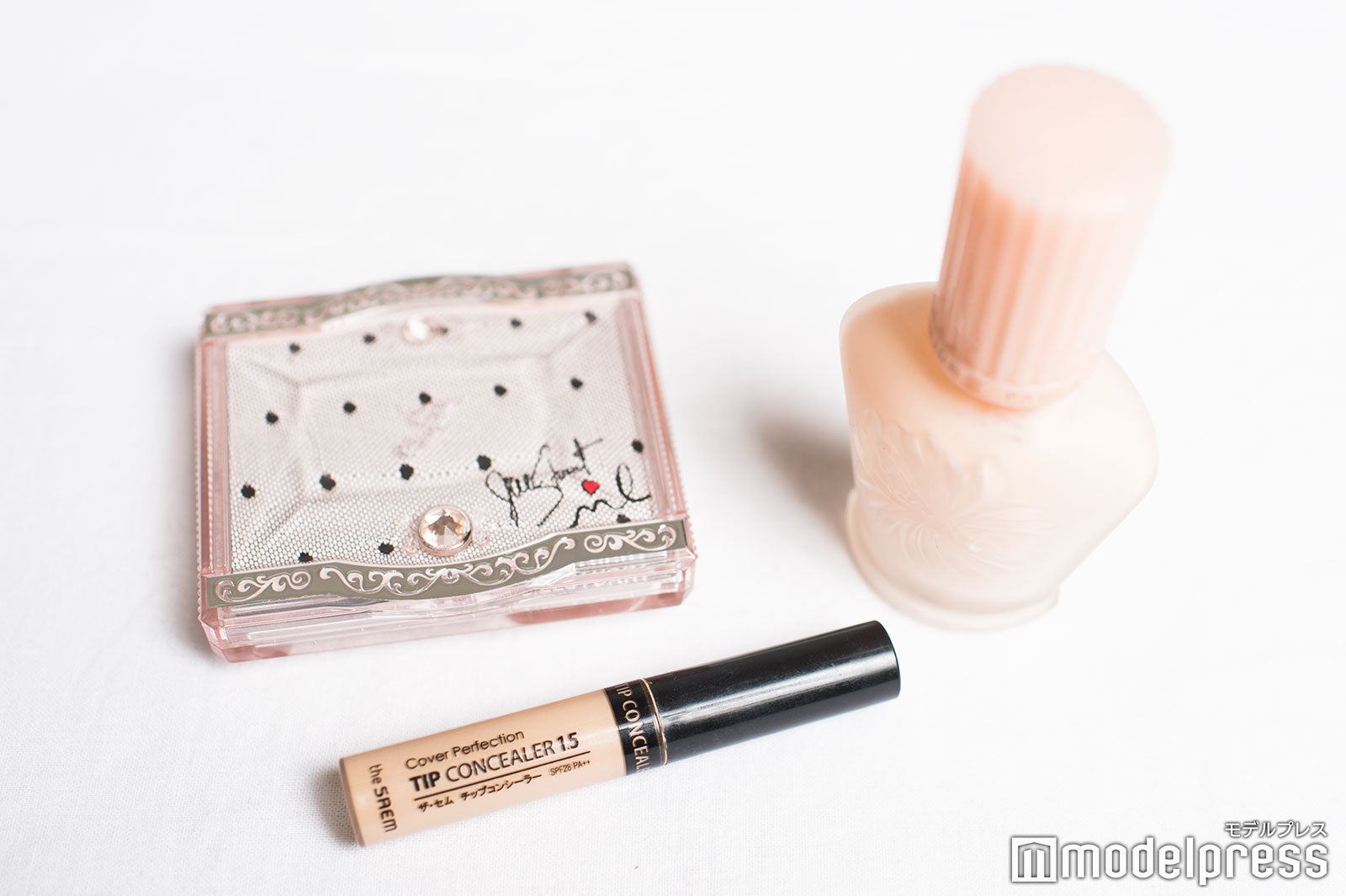 十味のメイクポーチ：ベースメイク（C）モデルプレス （C）モデルプレス