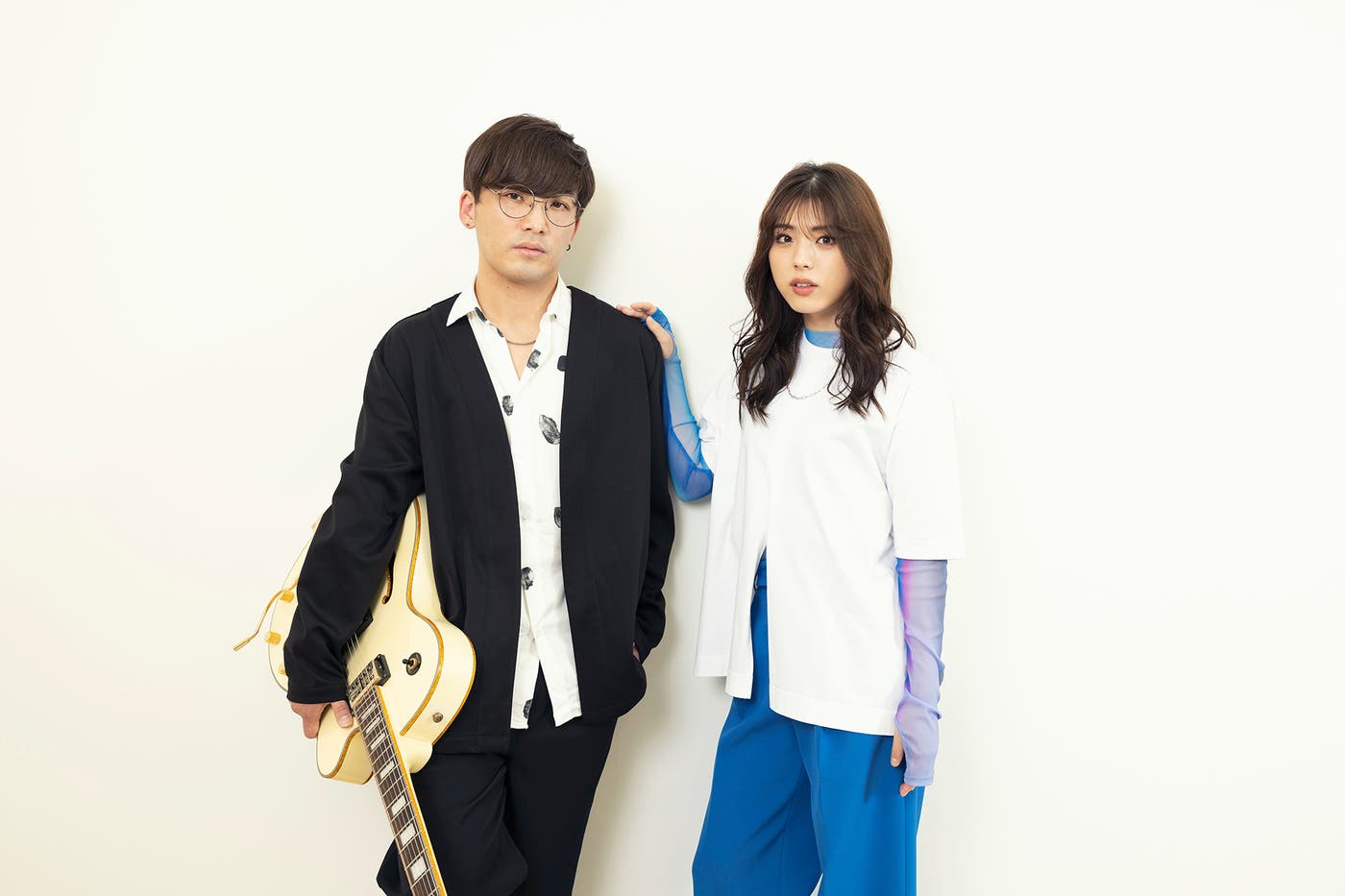 (左から)SNARE COVER、井手上漠(C)モデルプレス