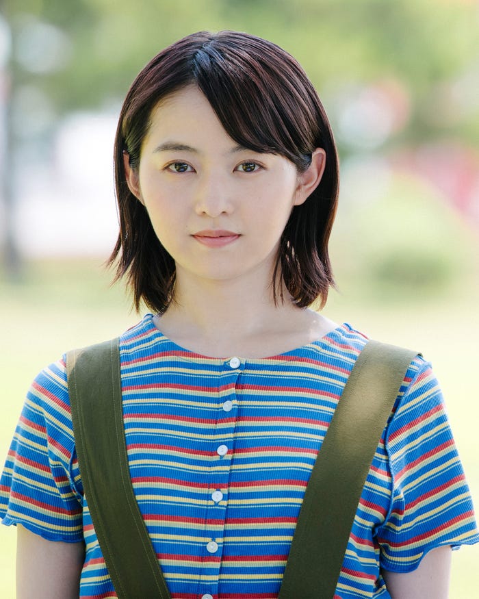 伊藤万理華(C)「日常の絶景」製作委員会