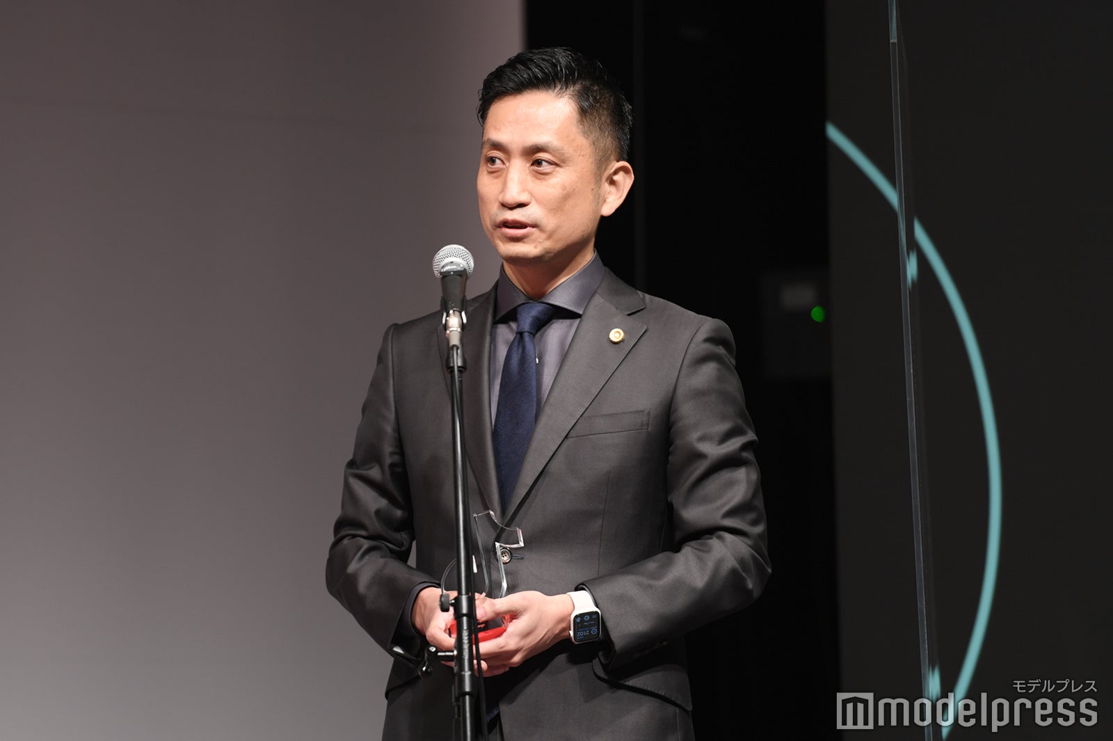 岡野タケシ弁護士（C）モデルプレス