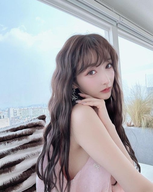 Rちゃん、美人マネージャーと整形手術 ビフォーアフターも公開