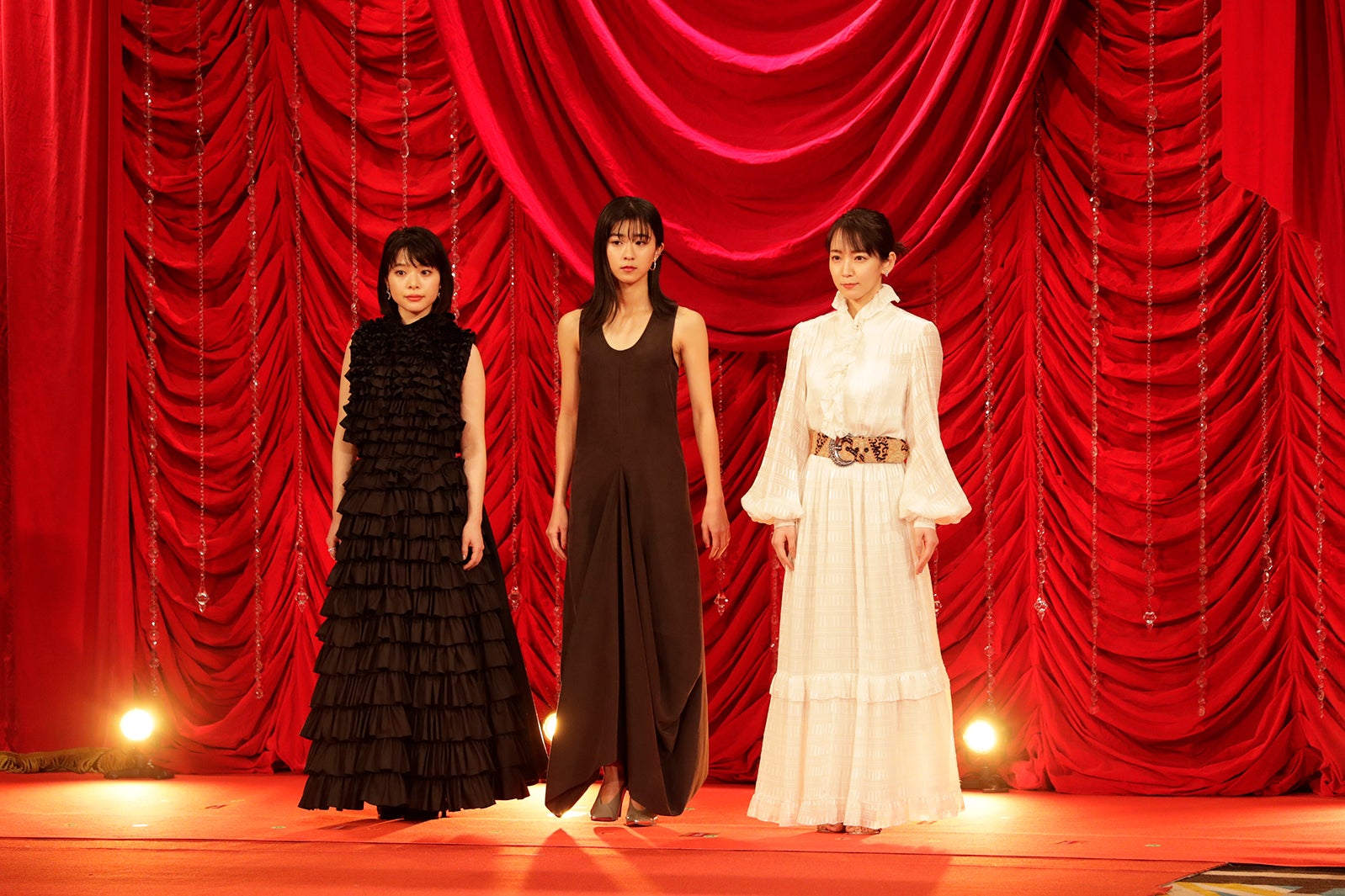 （左から）岸井ゆきの、黒島結菜、吉岡里帆（C）日本アカデミー賞協会