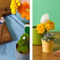 アクリルマドラー(ランダム6種)税込990円、スクエアボトル税込1,650円(C)Disney