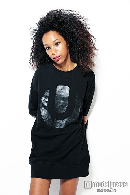 トレーナーワンピース 6,800円（税込）