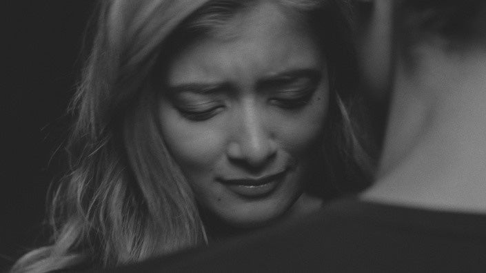 ローラ／新CM「愛には、愛を。」篇より