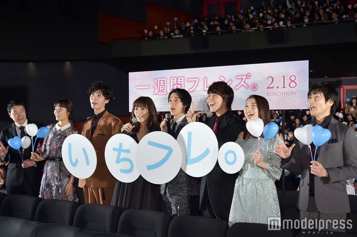 川口春奈 山崎賢人が語る互いの素顔 そりゃモテる 切り替えがプロ モデルプレス 川口春奈 山崎賢人が語る互いの素顔 そりゃモテる 切り替えがプロ モデルプレス