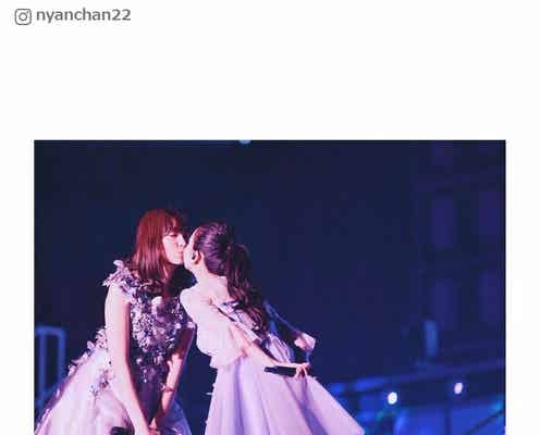 小嶋陽菜&大島優子の“禁じられた”ショットが話題 “こじゆう”でパフォーマンスした理由は…