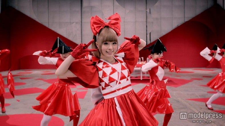 「ふりそでーしょん」ミュージックビデオ使用衣装