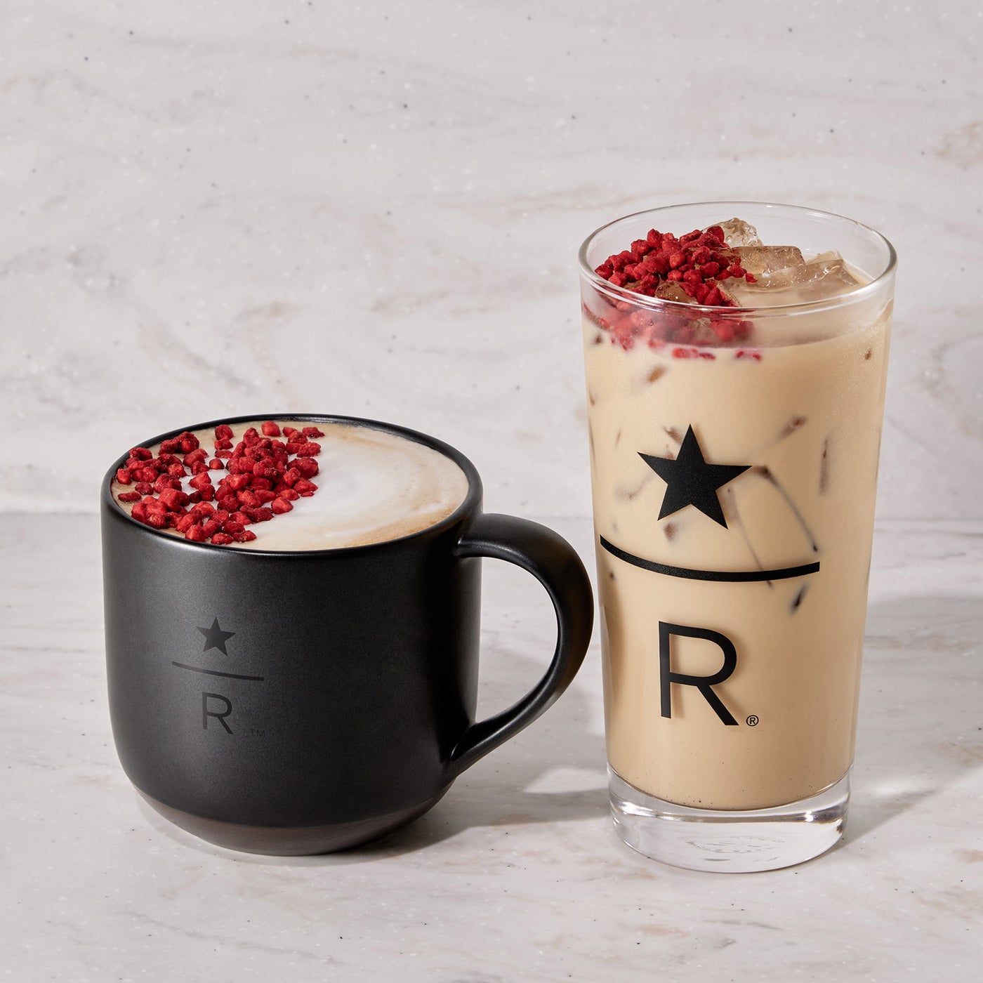 ストロベリー ラベンダー ラテ／提供画像