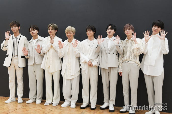 (左から)冬馬、海帆、栗田航兵、古瀬直輝、太田駿静、高橋わたる、小堀柊、四谷真佑(C)モデルプレス