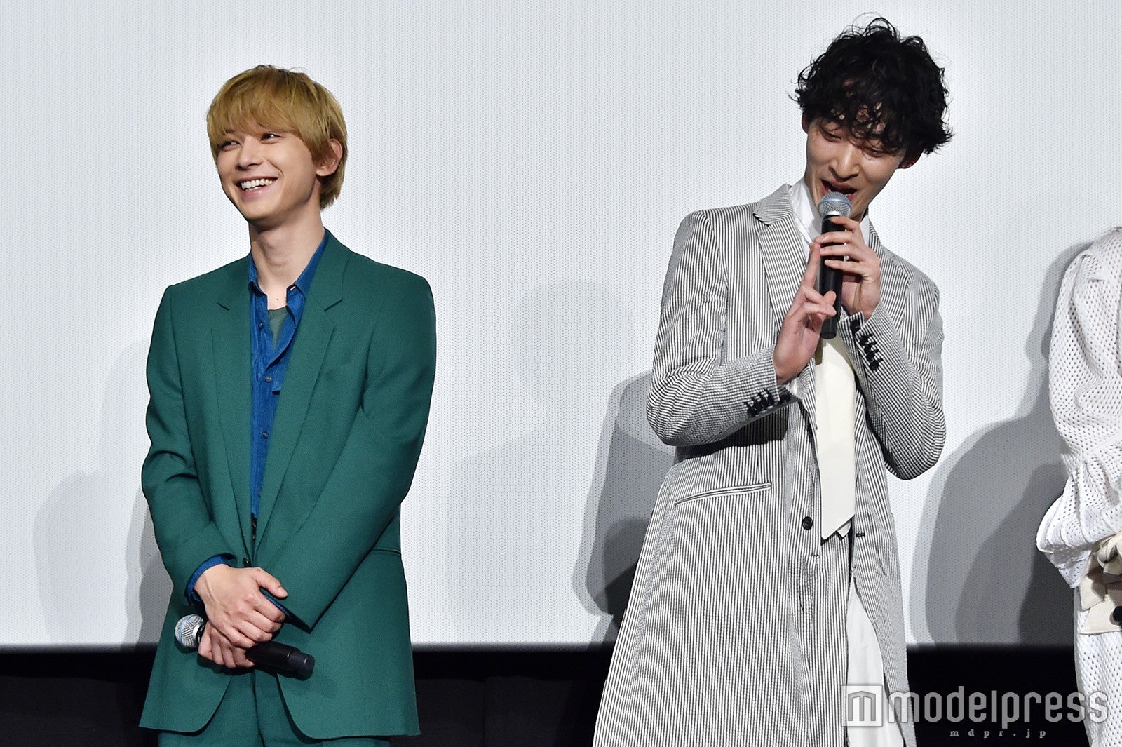 吉沢亮、上杉柊平 （C）モデルプレス