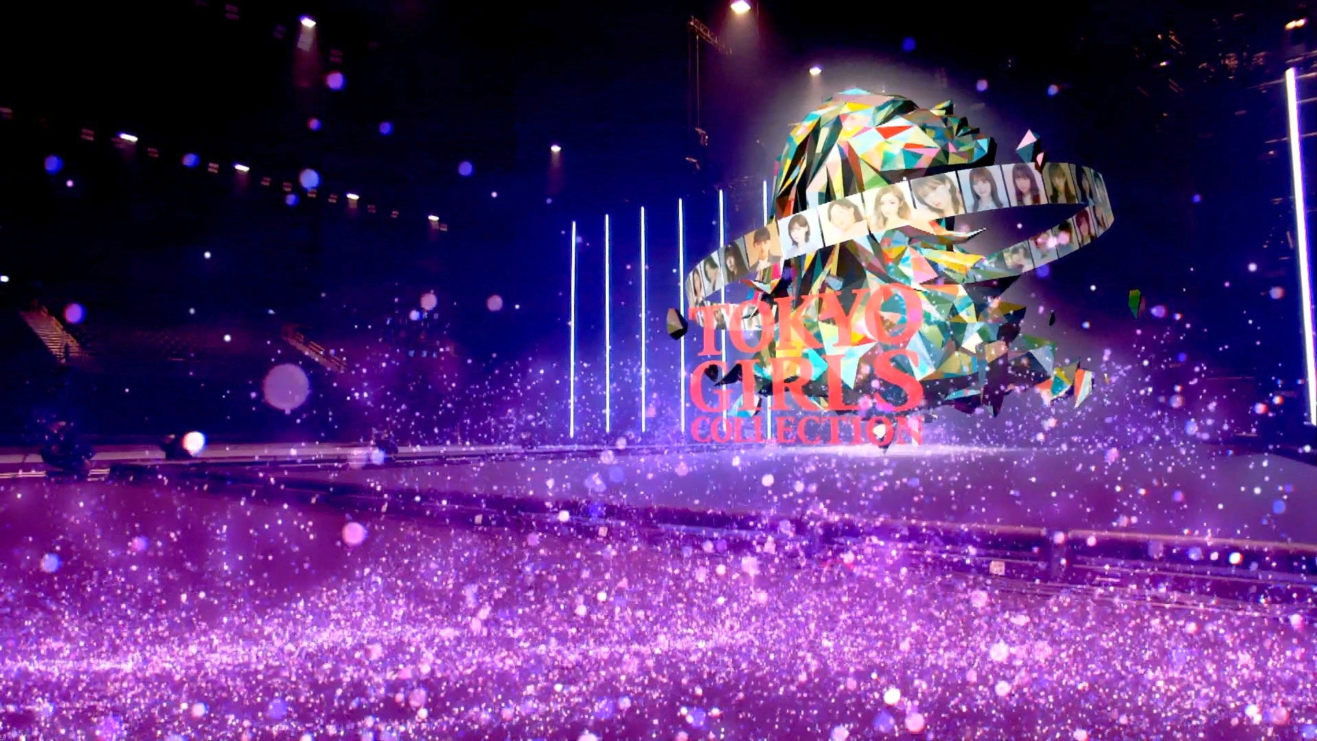 オープニングの模様（C）マイナビ 東京ガールズコレクション 2021 AUTUMN／WINTER