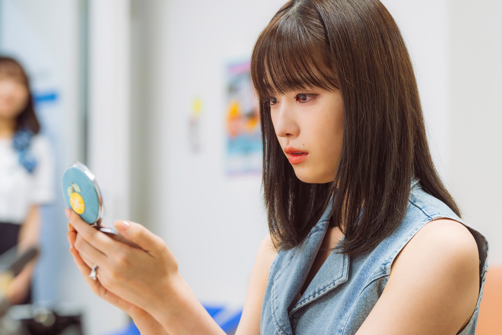 高橋ひかる「顔に泥を塗る」第5話より（C）テレビ朝日