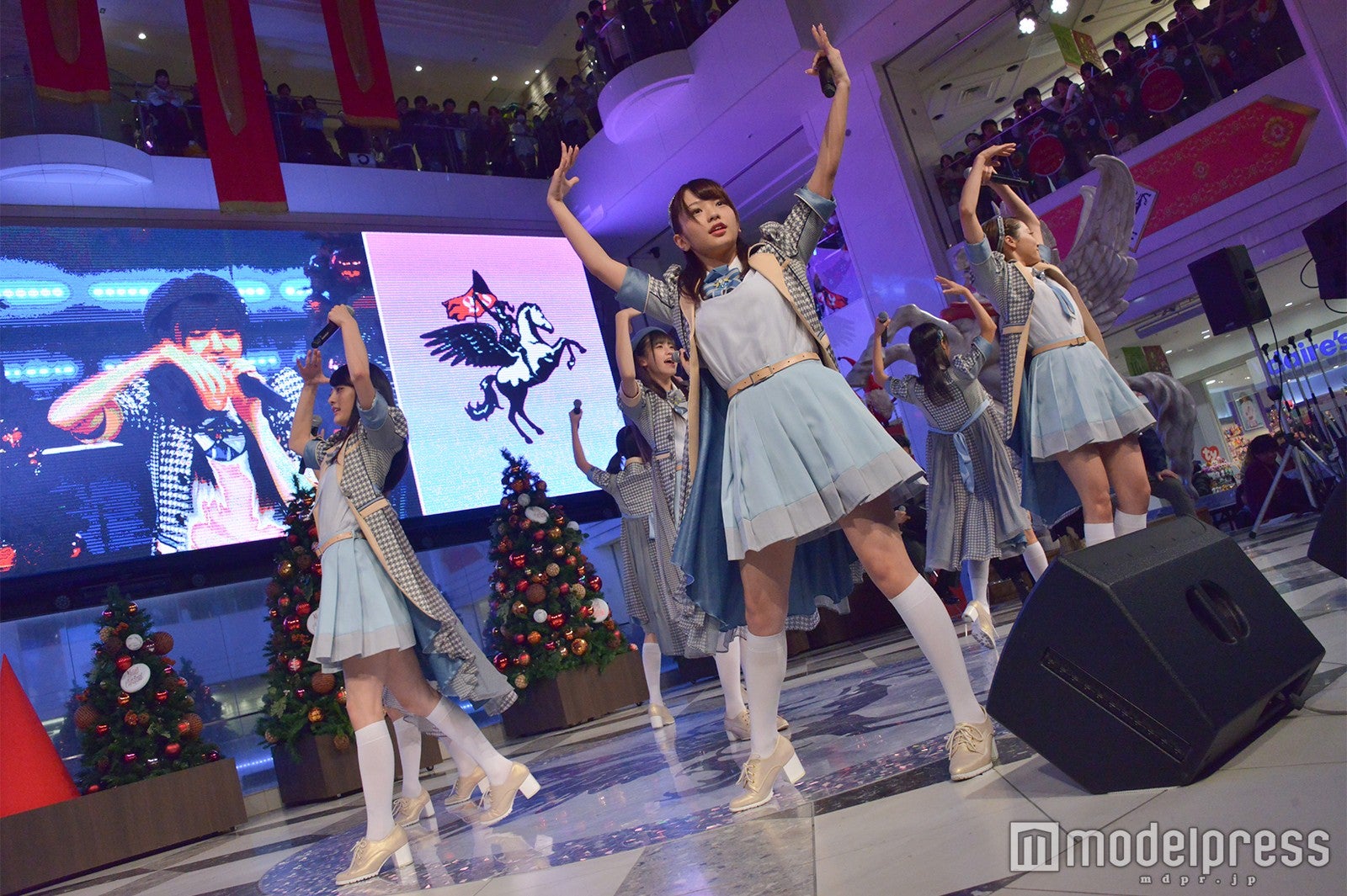 （C）モデルプレス