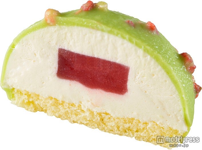 TDS：ホワイトチョコレートムースケーキ（C）Disney