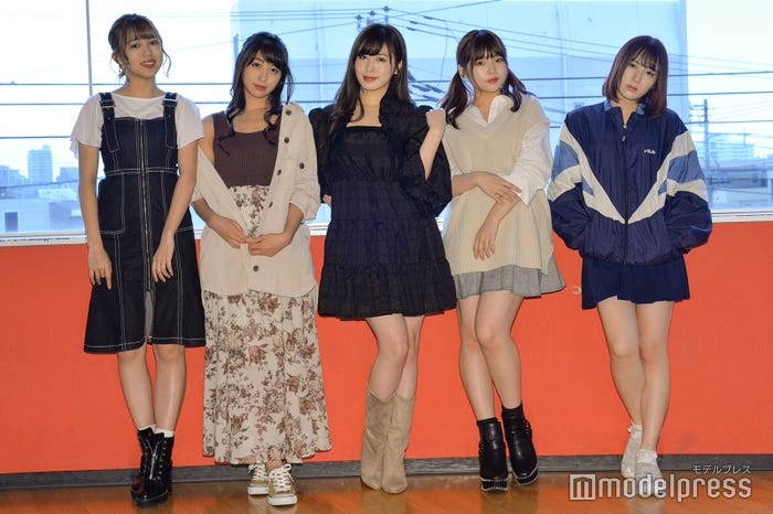 (左から)澤田桃佳、関根ささら、舞花、谷のばら、水希蒼(C)モデルプレス