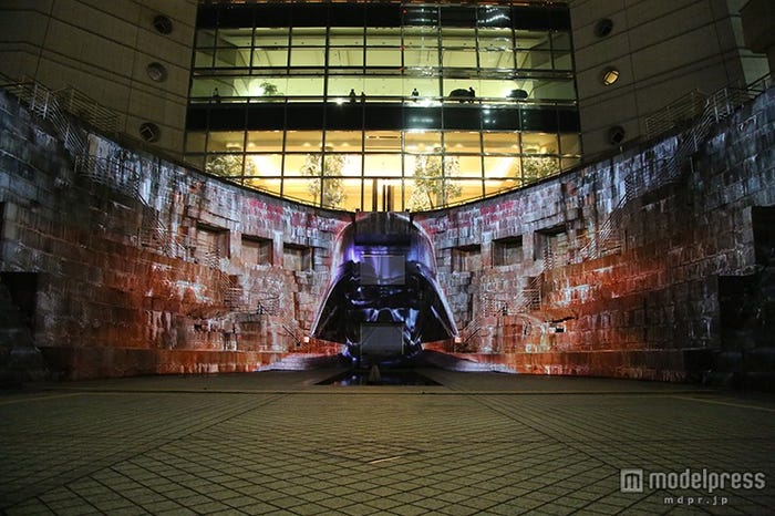 プロジェクションマッピング「スター・ウォーズ 果てしなき銀河の旅」(C)&TM lucasfilm Ltd.