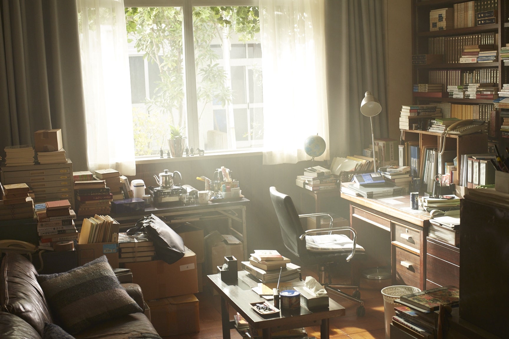 社会科準備室（C）河原和音／集英社（C）2017 映画「先生！」製作委員会