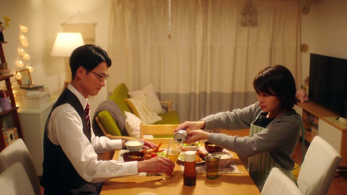 黄川田雅哉、佐津川愛美/「夫婦円満レシピ~それでも夫を愛している~」第5話より(C)「夫婦円満レシピ~交換しない?一晩だけ~」製作委員会