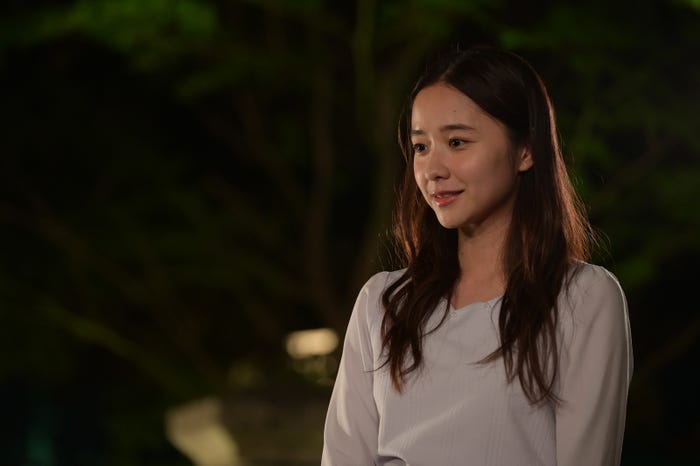 堀田真由/「言霊荘」第3話より(C)テレビ朝日