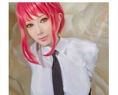 叶美香「チェンソーマン」マキマコスプレ披露「神々しい」「セクシー」の声