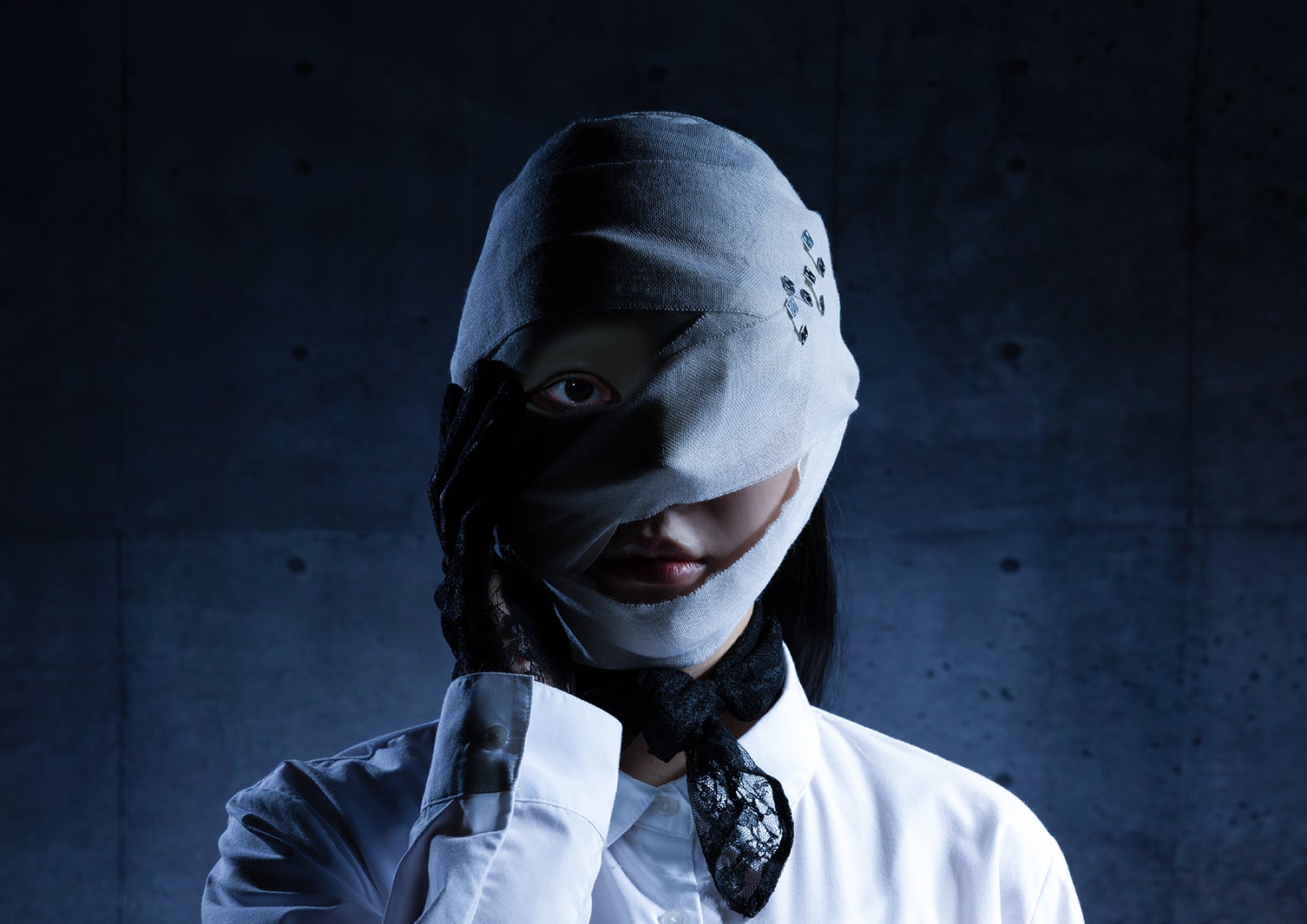 クセ強な復讐系漫画が4月期ドラマ化 “最恐の家政婦”演じる包帯姿の女性ビジュアル解禁【ディープリベンジ-顔を捨てた家政婦-】