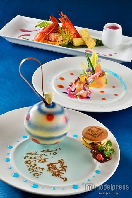 エンパイアディナー￥11110（C）Disney