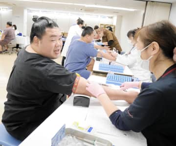 大相撲 元照ノ富士から断髪式で唯一握手求められた明生「いい影響をただきました」