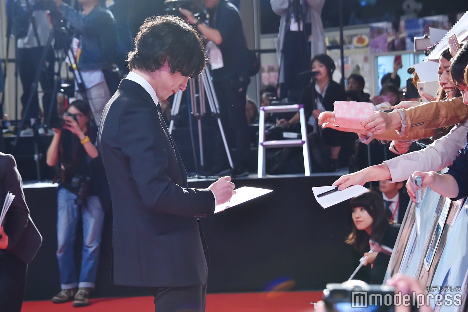 坂口健太郎（C）モデルプレス