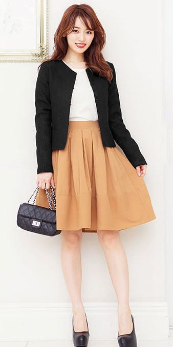 シンプルノーカラーツイードジャケット「神戸レタス」2990円（税込）／画像提供：神戸レタス