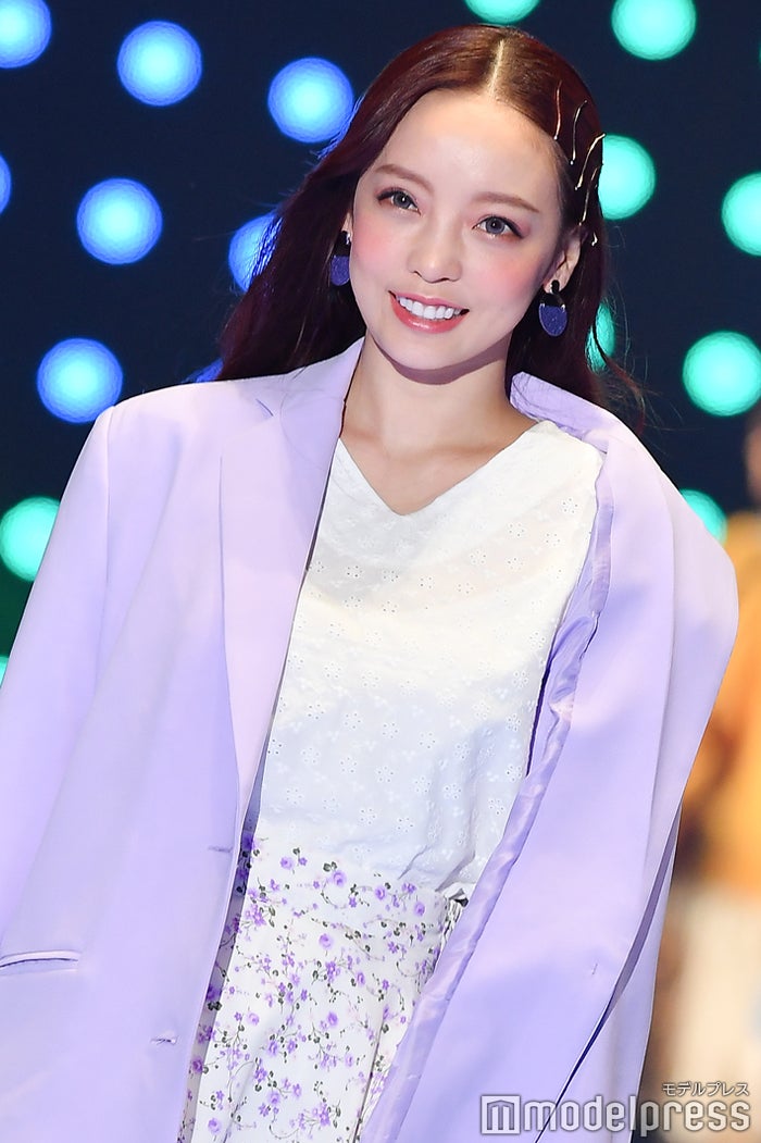 HARA (C) ëª¨ë¸ íë ì¤