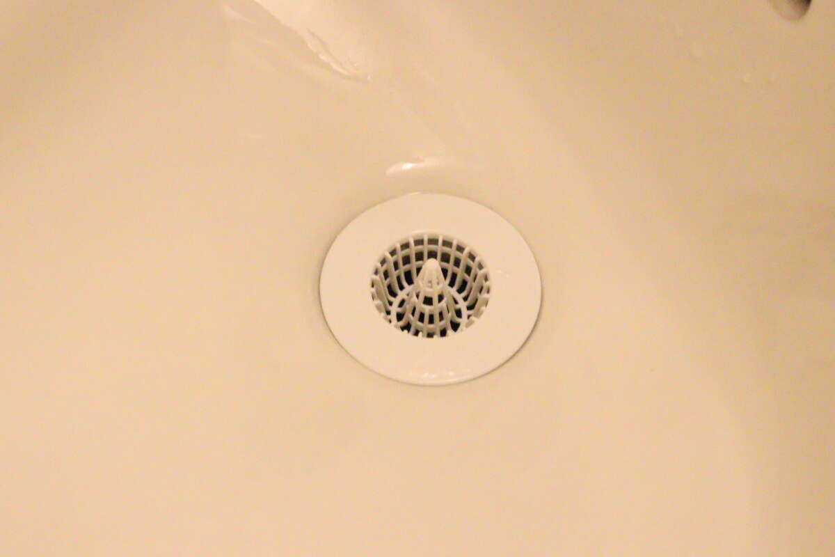 水切れが良い洗面台のごみガード　使用例