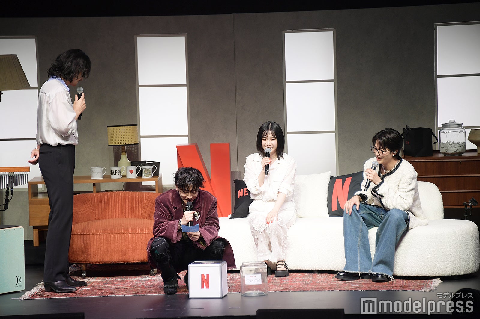 楽しそうなTENBLANK（左から）町田啓太、佐藤健、宮崎優、志尊淳（C）モデルプレス