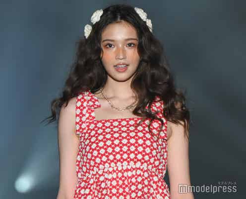 せいら、おでこ全開דそばかすメイク”で印象ガラリ ヘルシー肌見せコーデ披露【TGC熊本2024】