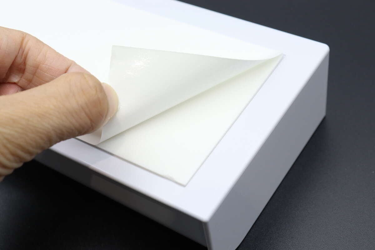 ダイソーの取り付け式引き出し（ワイド）の粘着テープ