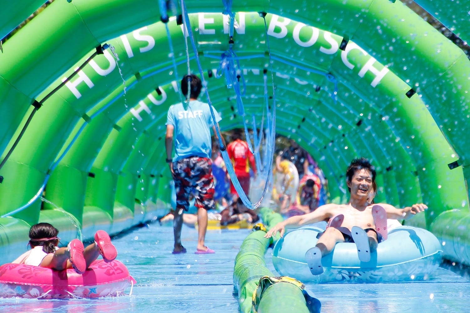 プールが恋しい季節がやってきた!東京近郊おすすめ6選