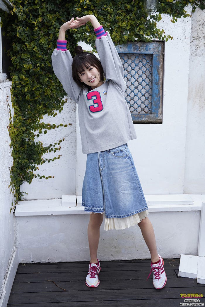 井上梨名 (C)LUCKMAN/ヤンマガWeb