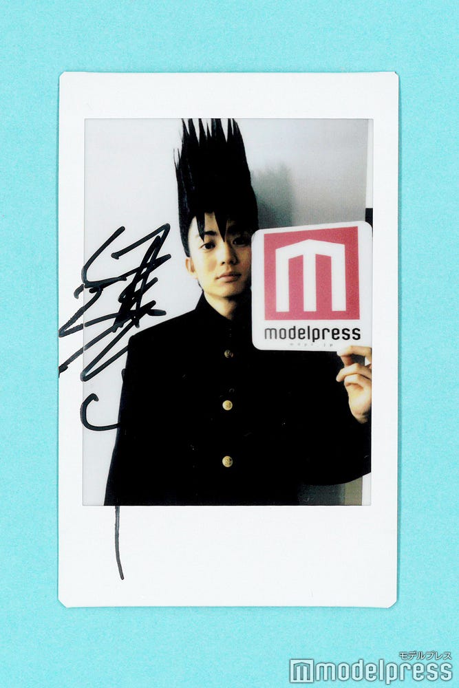 伊藤健太郎、サイン入りチェキプレゼント(C)モデルプレス