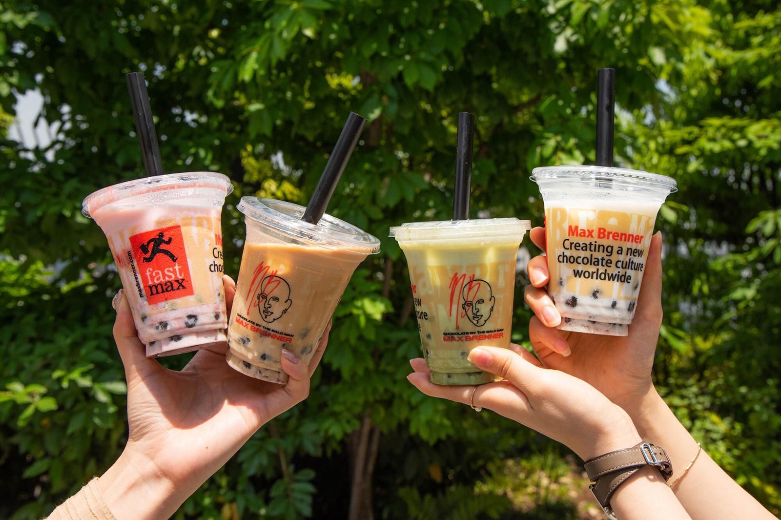 タピオカホワイトチョコレートドリンク （提供写真）