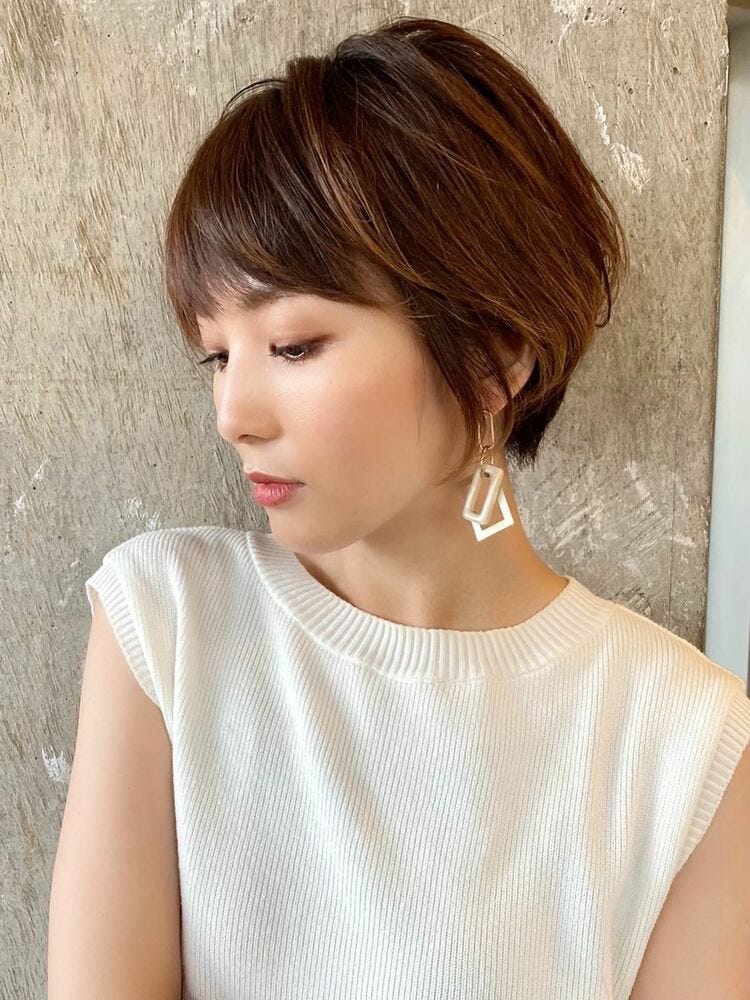 40代女性に似合う アッシュ系 人気カラー10選 白髪が目立たない髪色って モデルプレス 40代女性に似合う アッシュ系 人気カラー10選 白髪が目立たない髪色って モデルプレス